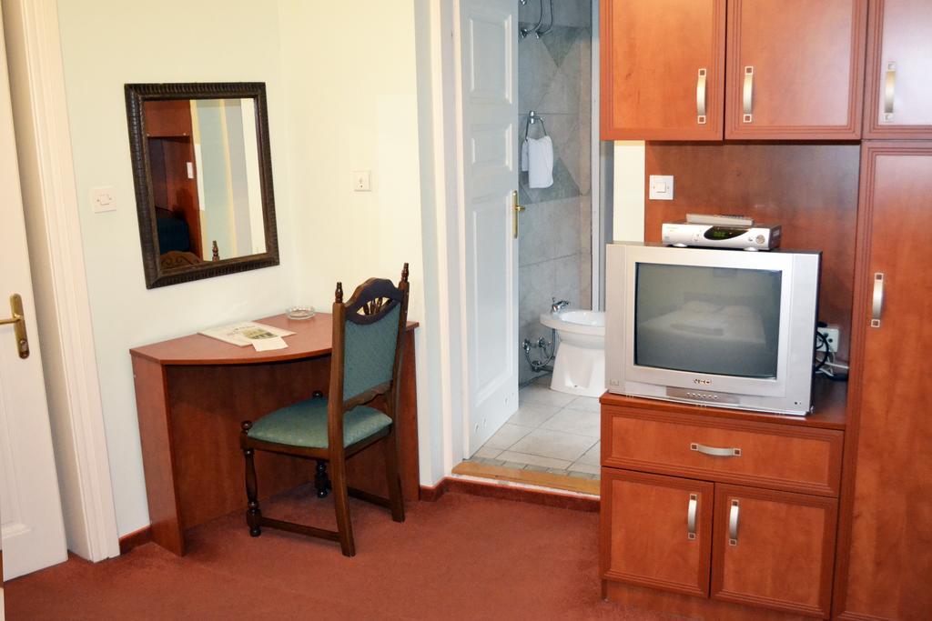 Ada Hotel サラエヴォ エクステリア 写真